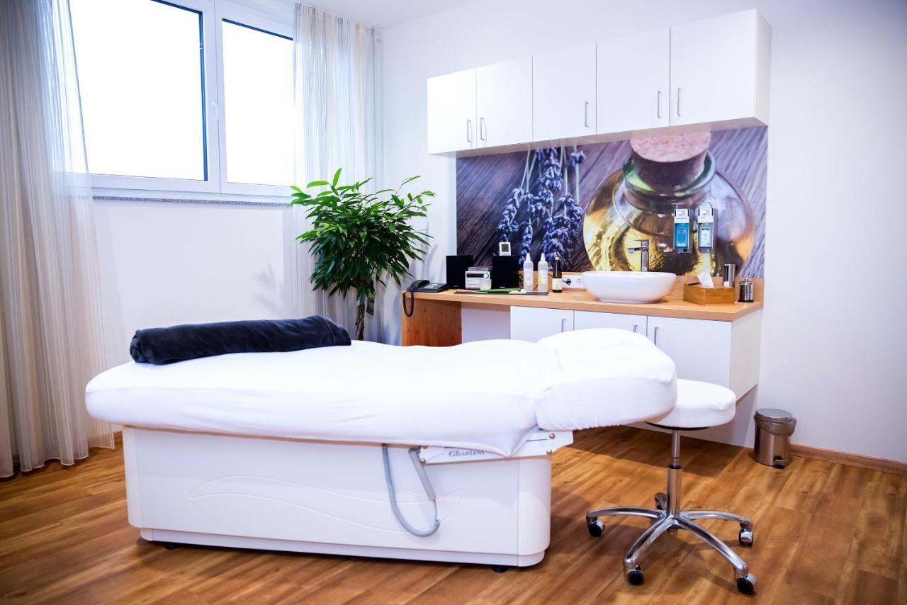 Plus Punkt Private Spa Weingarten  Exteriör bild